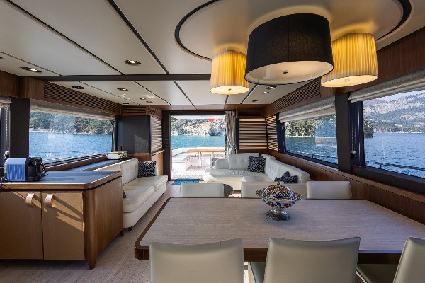 2021 AZIMUT MAGELLANO 66