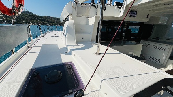 2020 LAGOON 46 