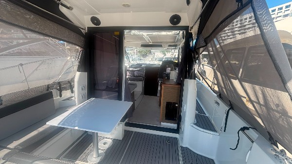 2017 JEANNEAU MERRY FISHER 895