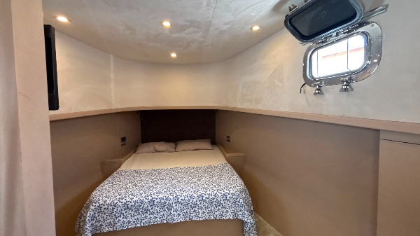 2014 CUSTOM STEEL TRAWLER 21M