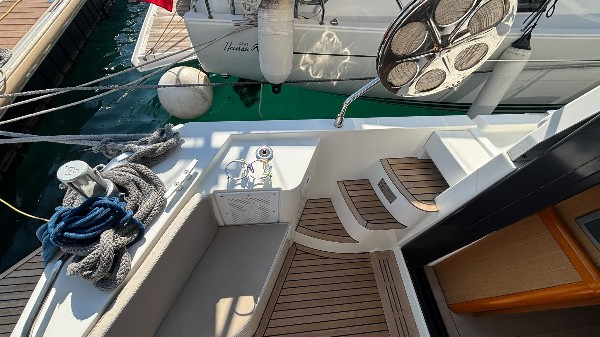 2018 BENETEAU SWIFT TRAWLER 35