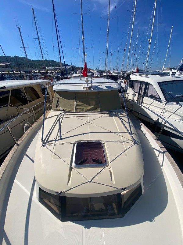 2012 GREENLINE 33
