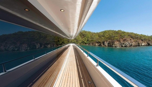 2010/2023 MOTOR YACHT 46 M