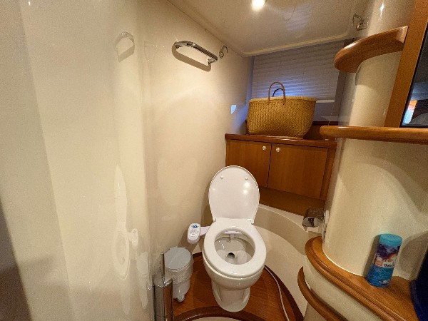 2006 AZIMUT 55 E