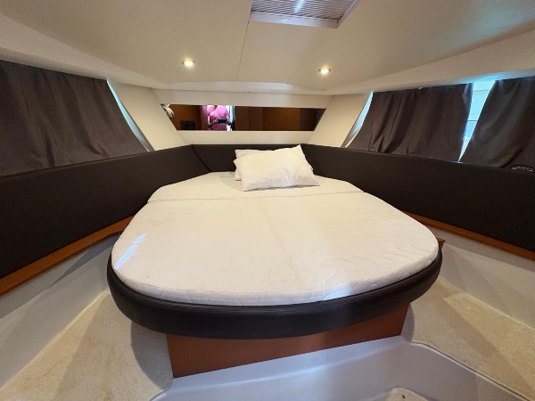 2017 JEANNEAU NC 11
