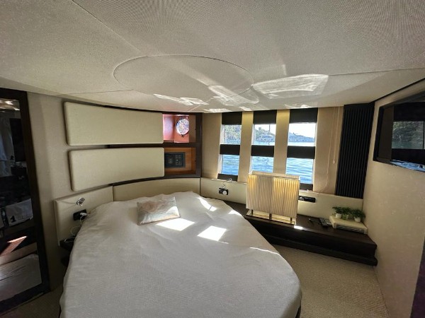 2012 AZIMUT 62S