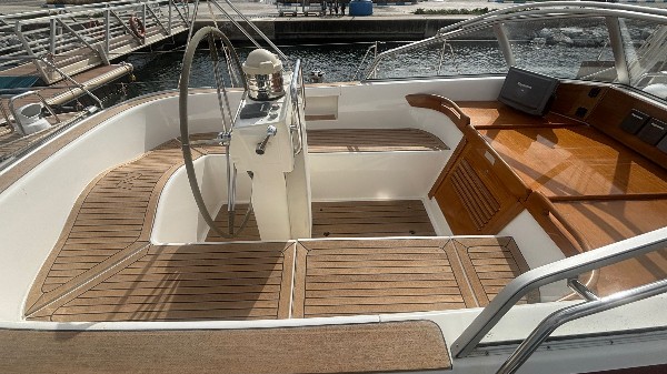 2001 NAJAD N 460