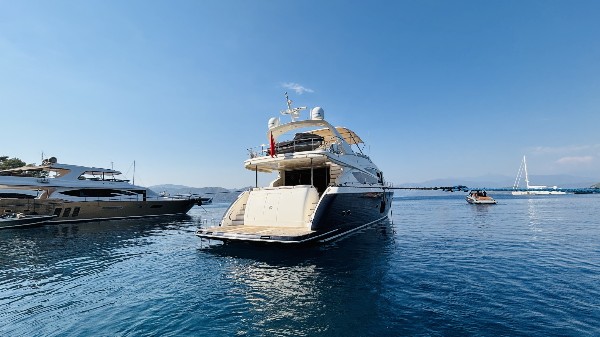 2009 PRINCESS 85
