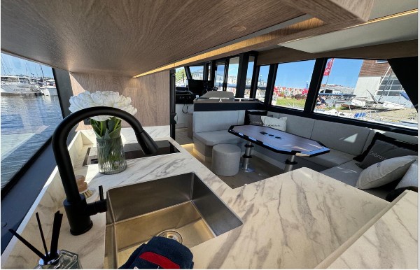 2026 COBRA YACHTS CAMPIONE 41 FLY