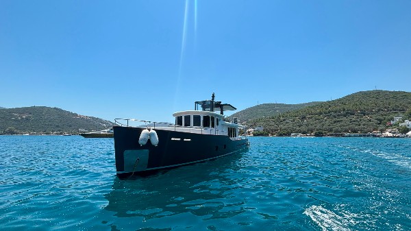 2014 CUSTOM STEEL TRAWLER 21M