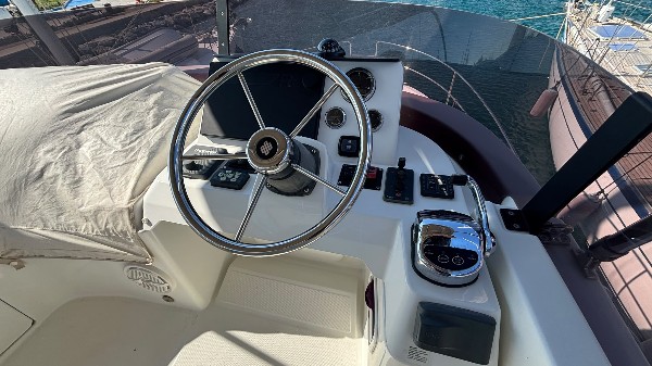 2018 BENETEAU SWIFT TRAWLER 35
