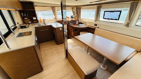 2020 LAGOON 46 