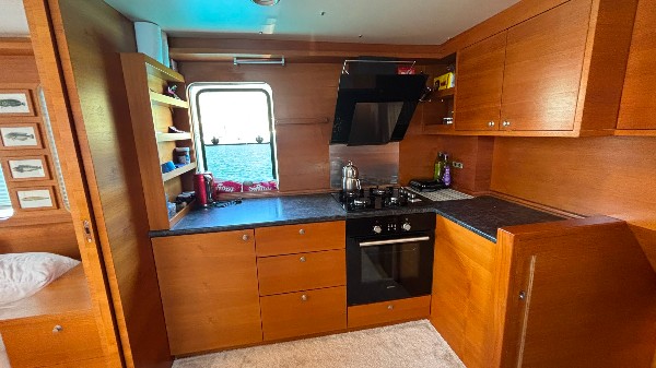 2014 CUSTOM STEEL TRAWLER 21M