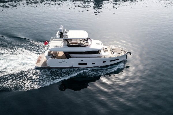 2025 SIRENA 58