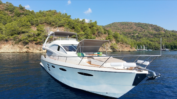 2010 NUMARINE 78 FLY