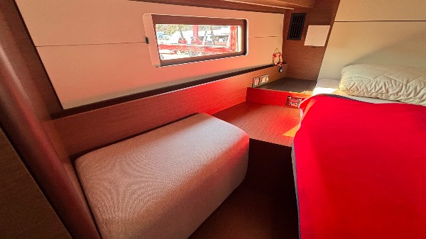 2022 BENETEAU OCEANIS 51.1