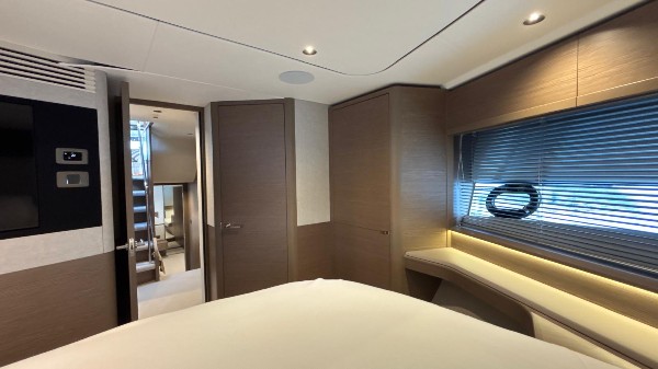 2024 PRINCESS F65