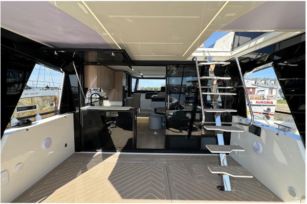 2026 COBRA YACHTS CAMPIONE 41 FLY