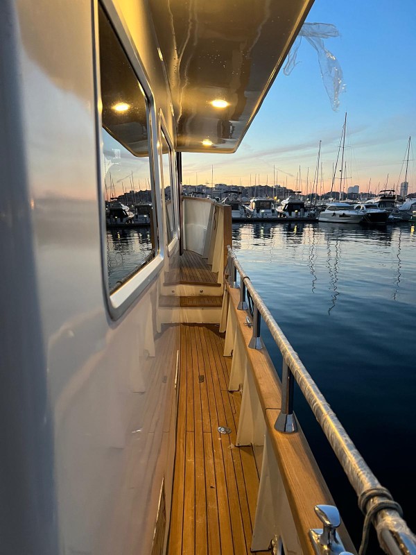 2012 CUSTOM STEEL TRAWLER 13M