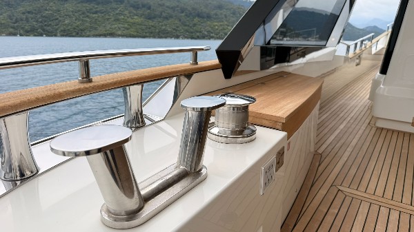 2020 MONTE CARLO YACHTS 80